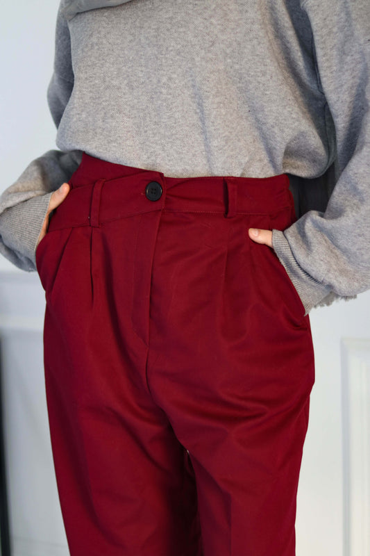 Pleated Pants in Burgundy