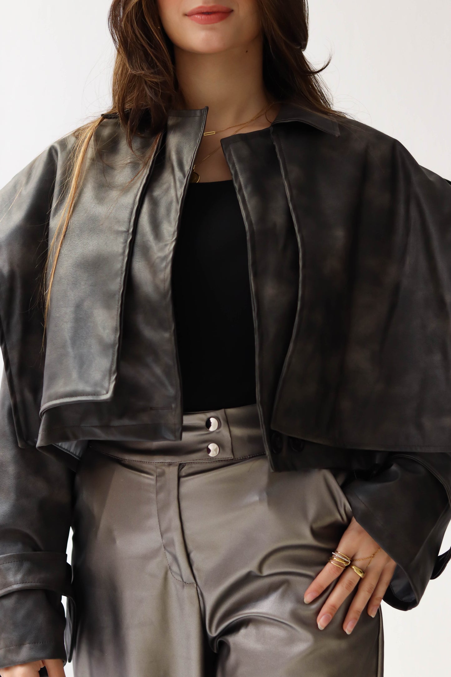 STATEMENT LEATHER JACKET